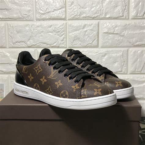 louis vuitton sneaket|louis vuitton sneakers dam.